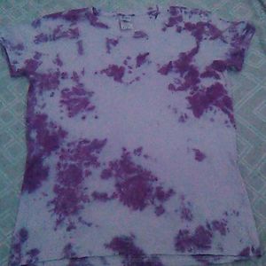 Purple tie dye shirt (M)